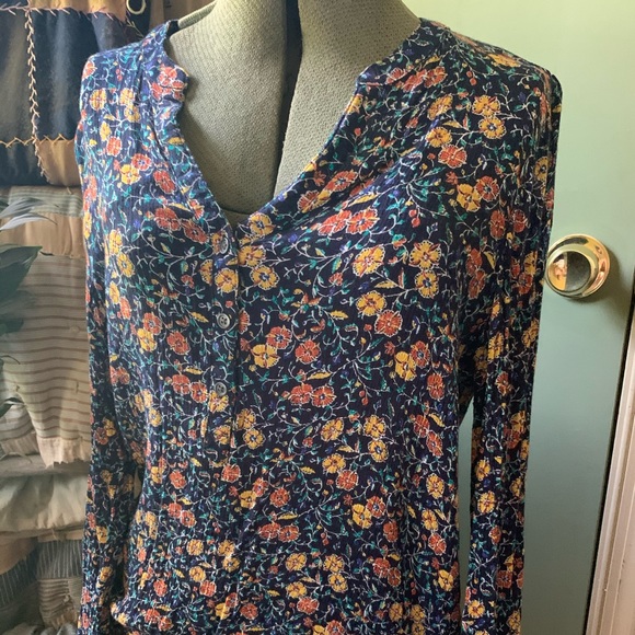 Old navy long sleeve tunic - Picture 1 of 3